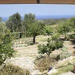 O Ioannis Nyaraló