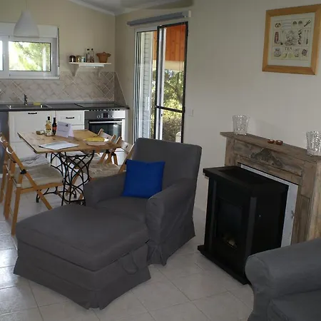 O Ioannis * Kritinía